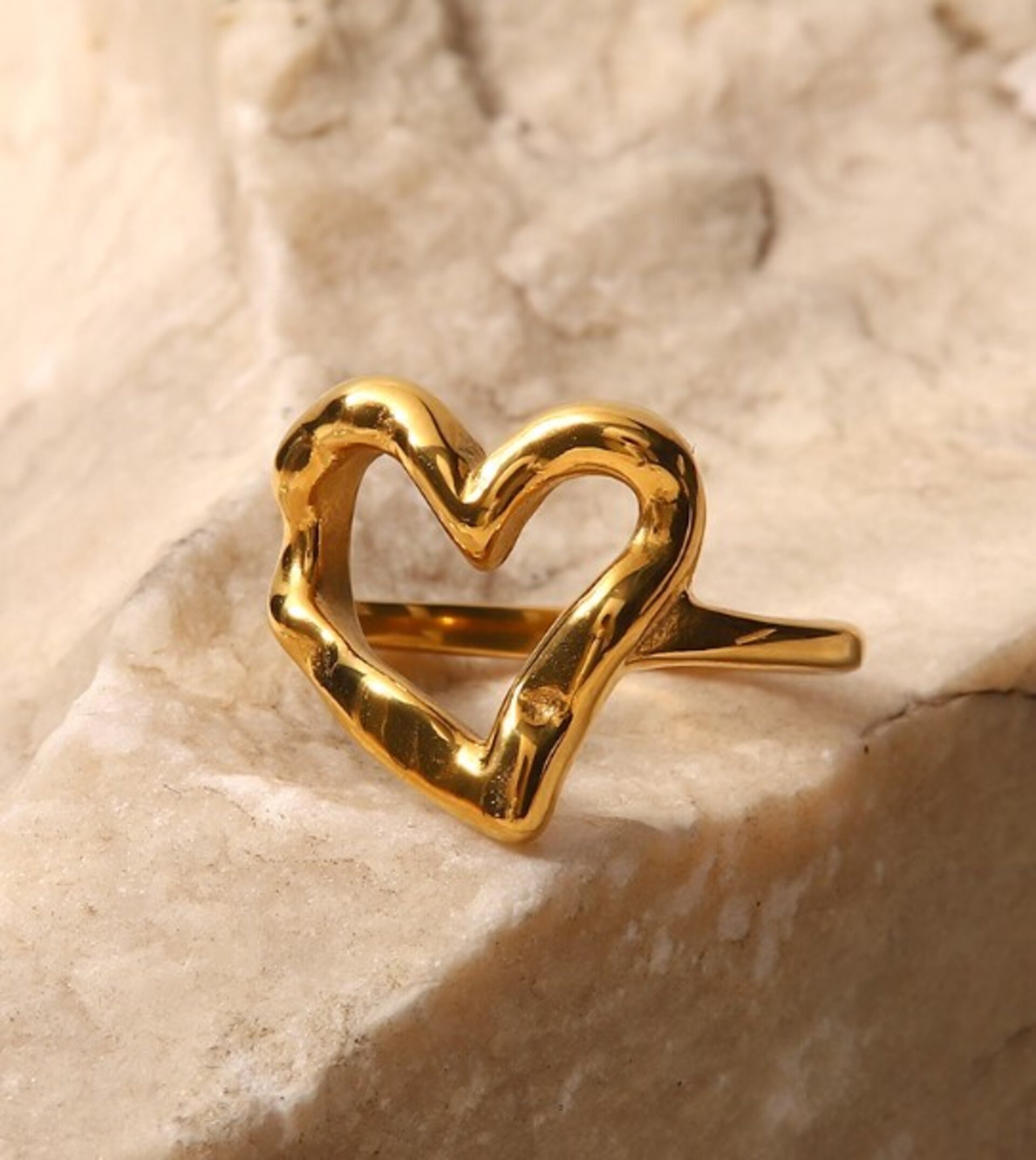 Anillo HEART acero y oro resistente al agua - 2