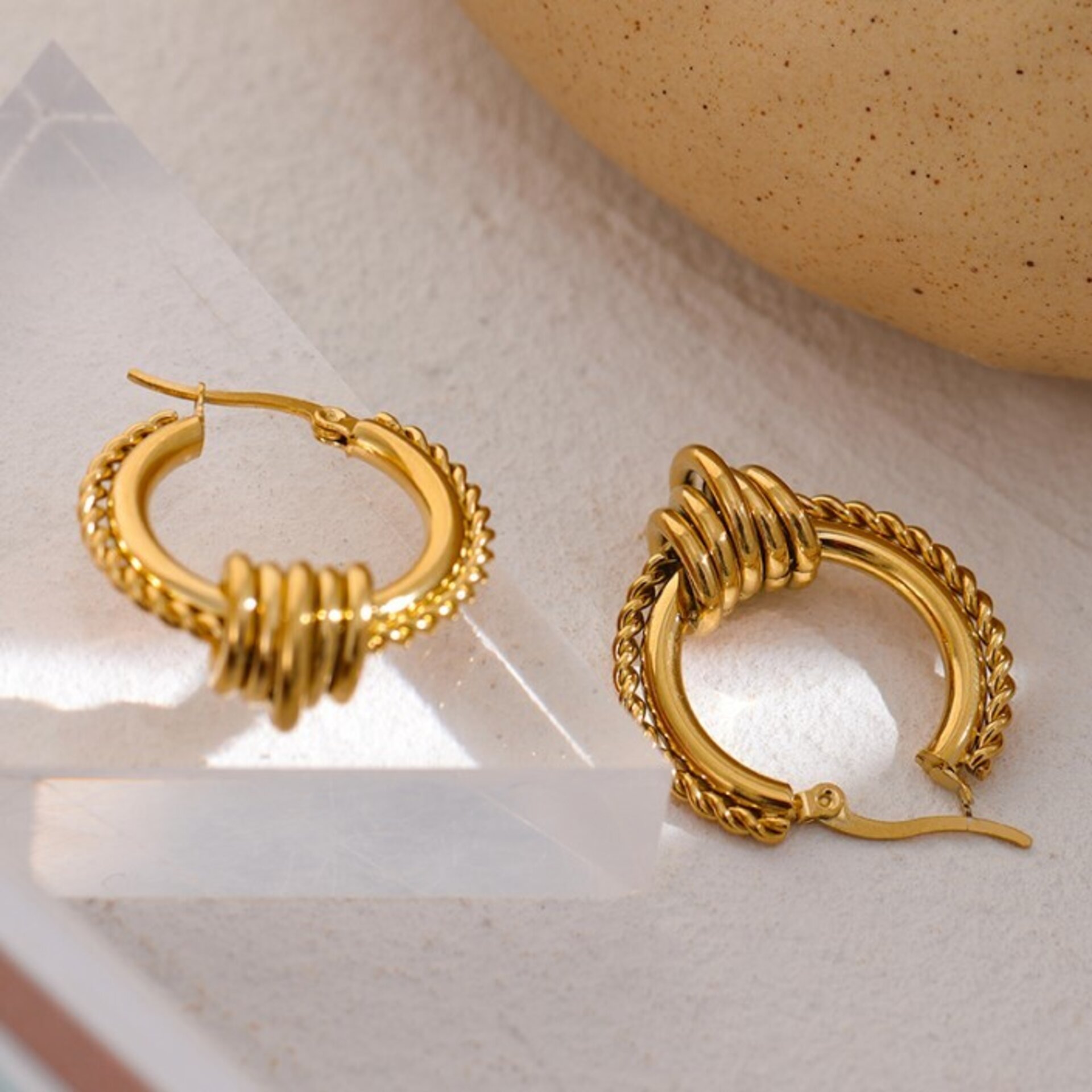 Pendientes CLEOPATRA acero y oro resistentes al agua y sudor - 5